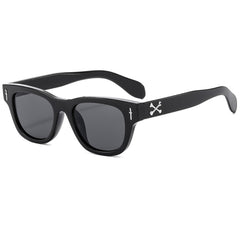Vintage Rivet Sunglasse
