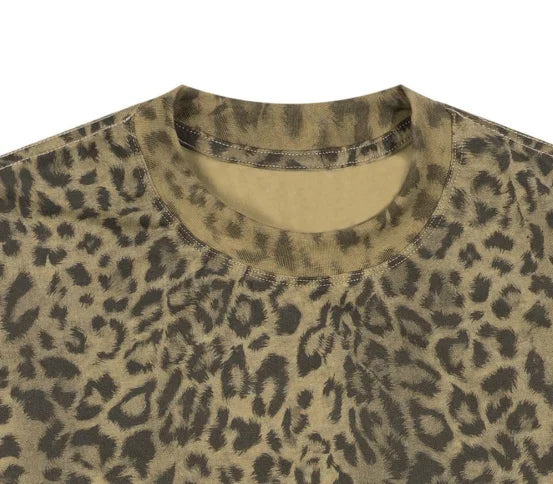 Men Cropped Oversized Leopard Print T-shirt
